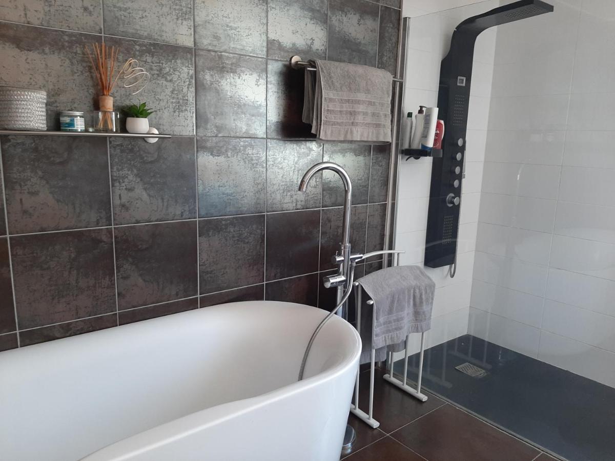 Chambre Double Dans Maison Chaleureuse Et Familiale Каркасон Екстериор снимка