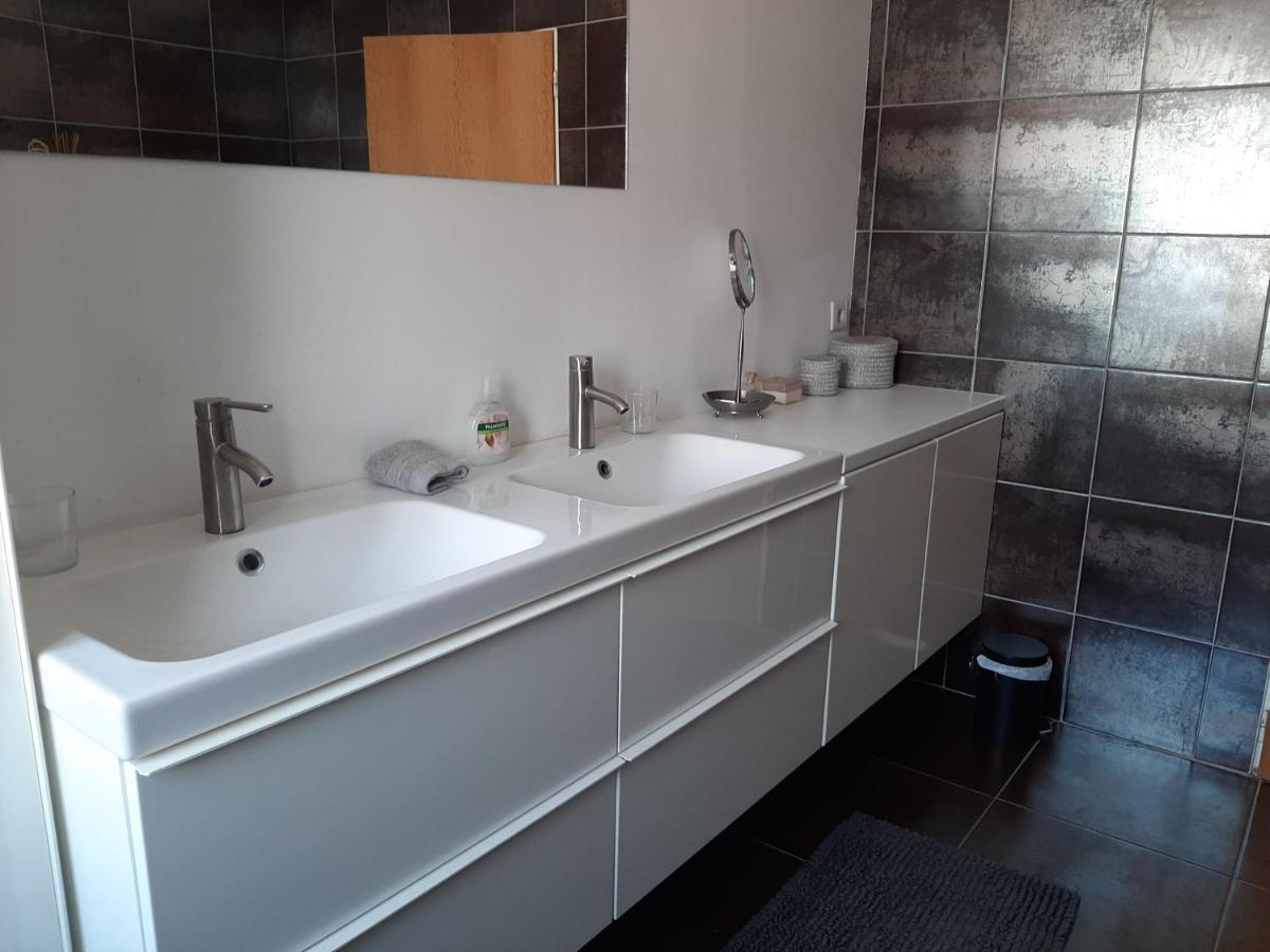 Chambre Double Dans Maison Chaleureuse Et Familiale Каркасон Екстериор снимка